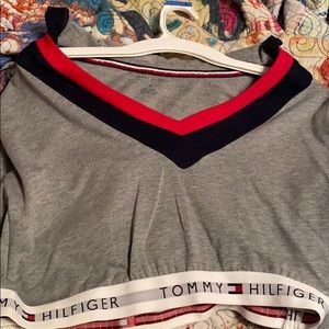 Tommy Hilfiger Cropped Hoodie